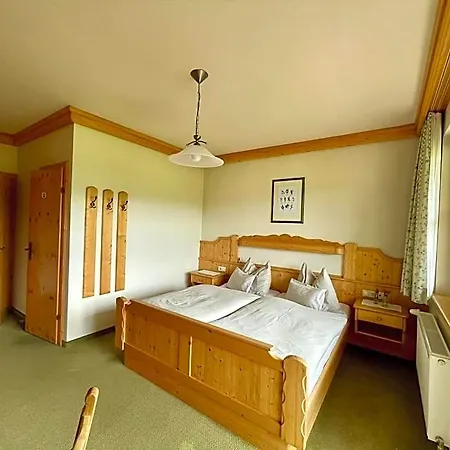 Moeslehnerhof 3*